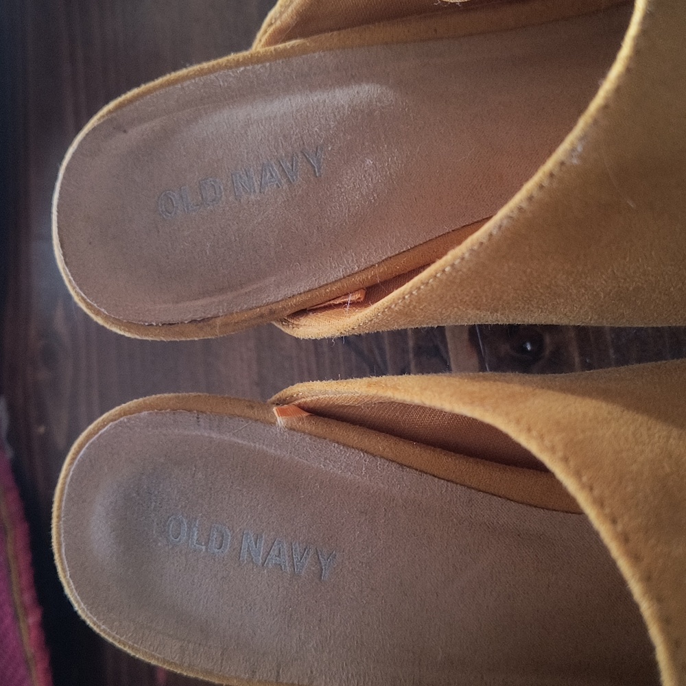 Shoes - Picture 2 of 2